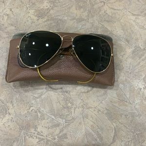 Ray ban aviator classic sunglasses